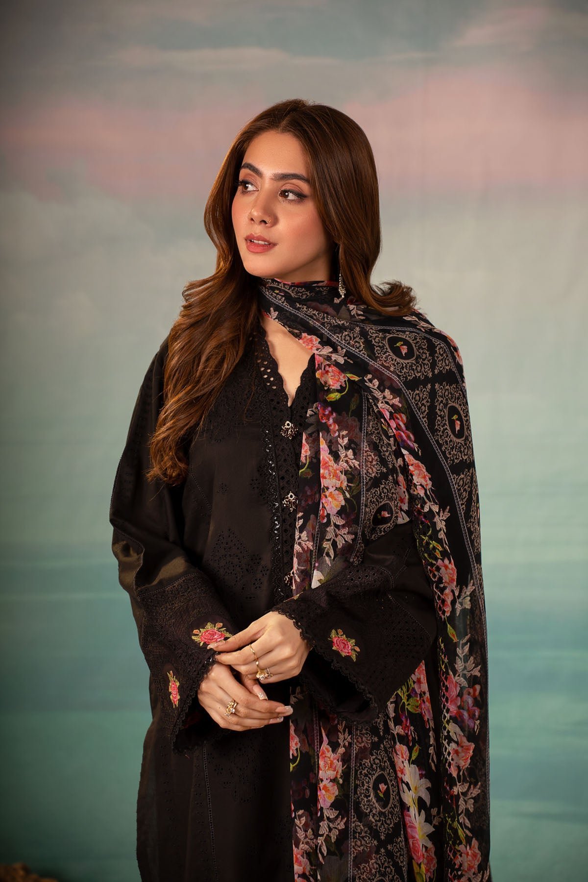 3 Piece Cotton Lawn Suit from kayseria